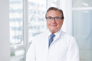 Prof. Dr. med. Mario Carvi y Nievas